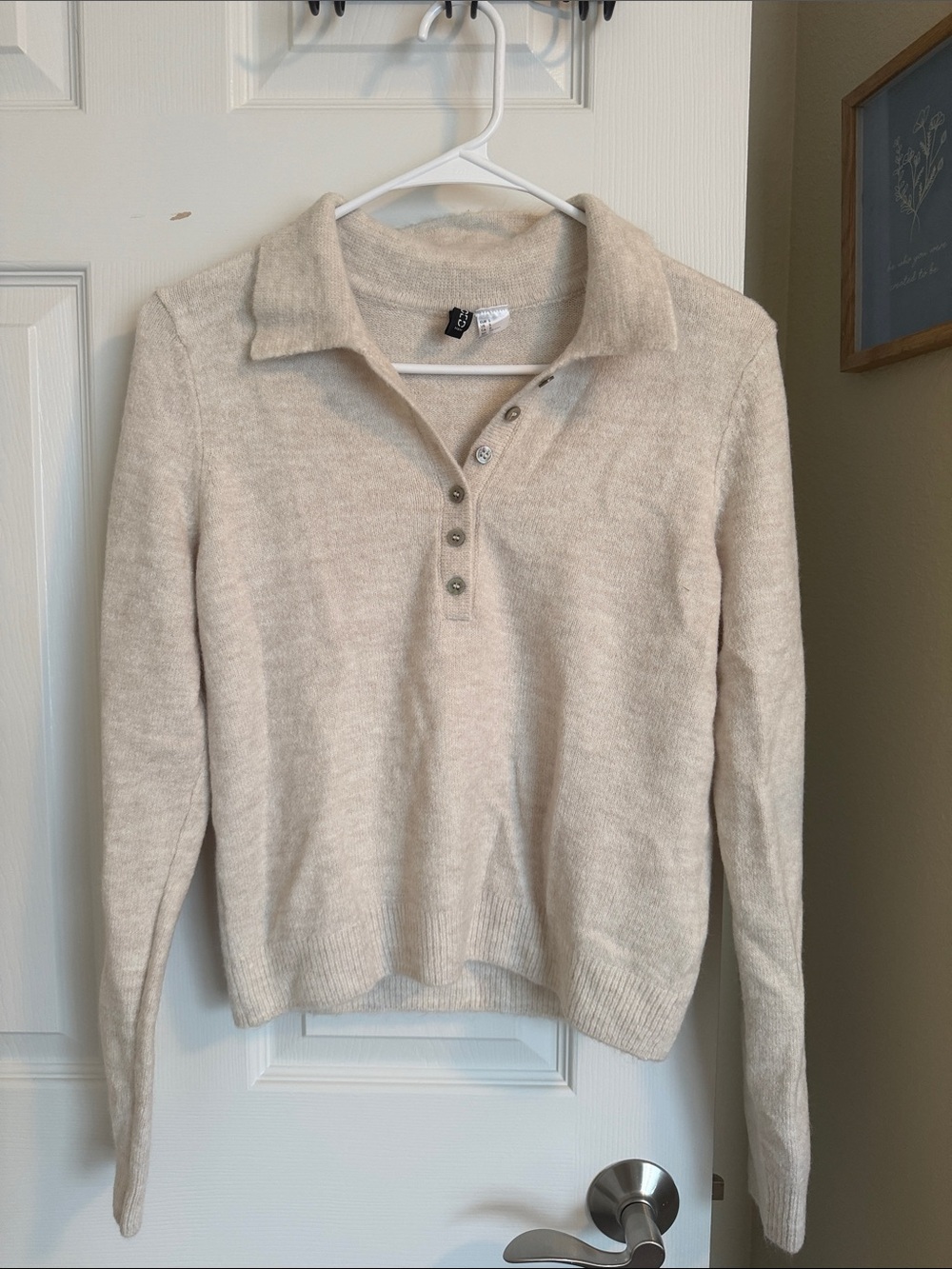 H&M Women's Cream Button-Front Collared Sweater